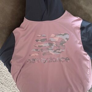 New without tags New Balance super soft hooded tee